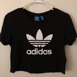 Cropped Adidas tee